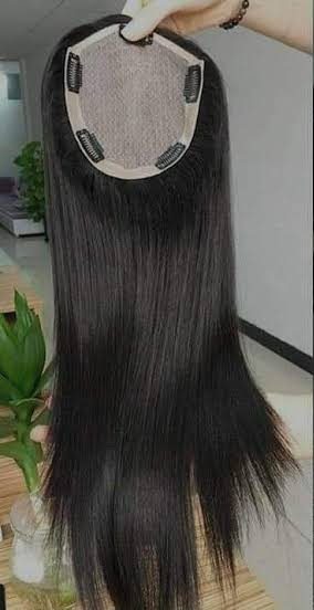 باروكة سوداء طويلة