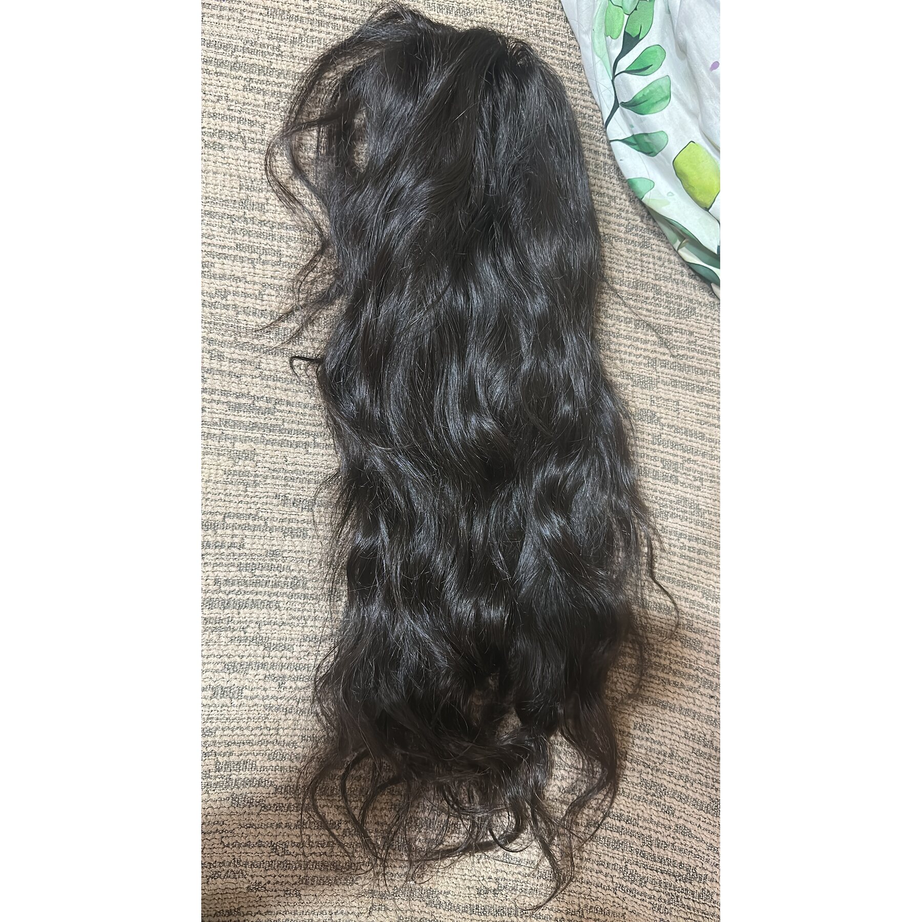 باروكة شعر طبيعى لون بنى غامق طبيعى ويفى على طبيعتها
