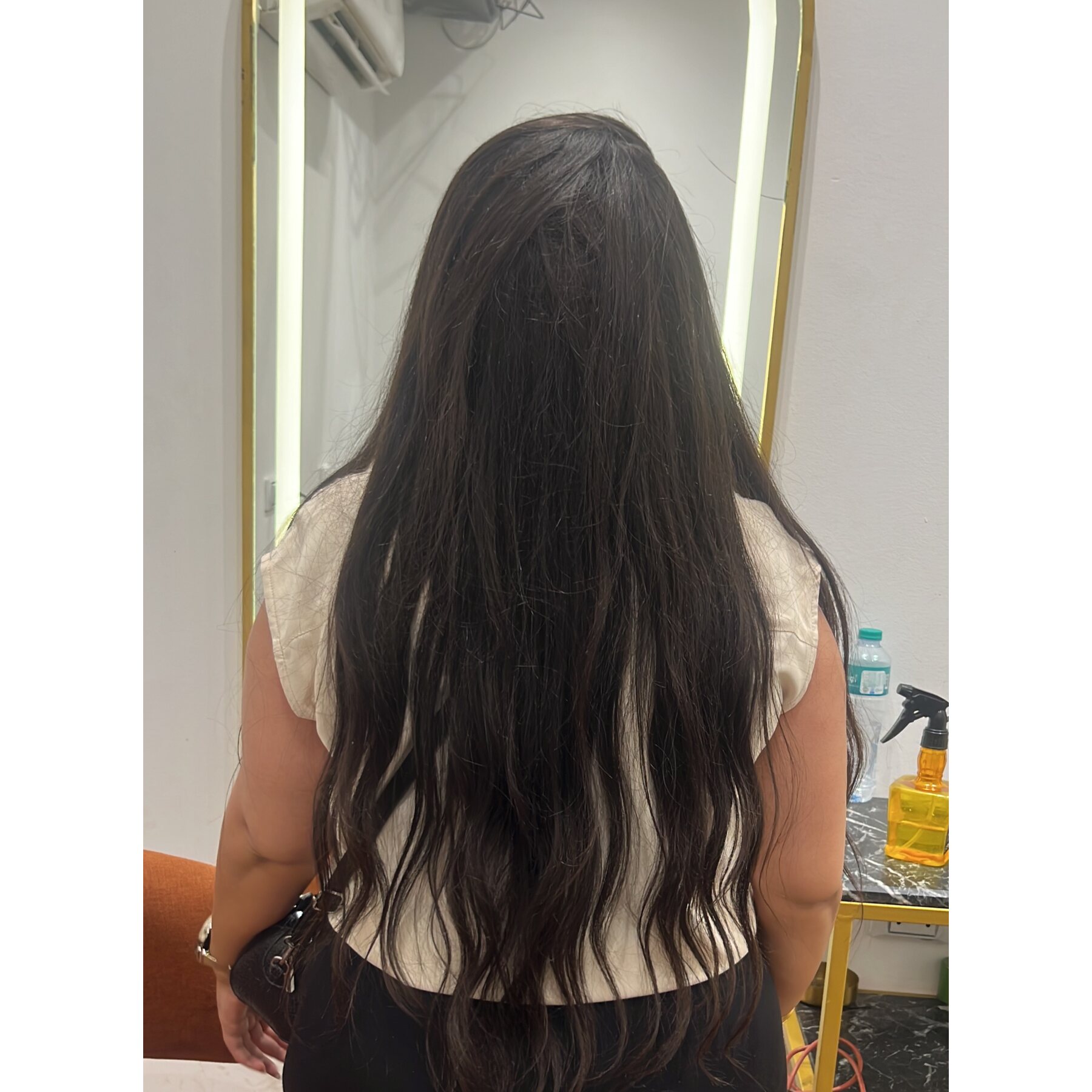 باروكة شعر طبيعى ١٠٠٪؜ من كولكشن the wigs shop by dina ولم تستخدم الا مرة واحدة فقط