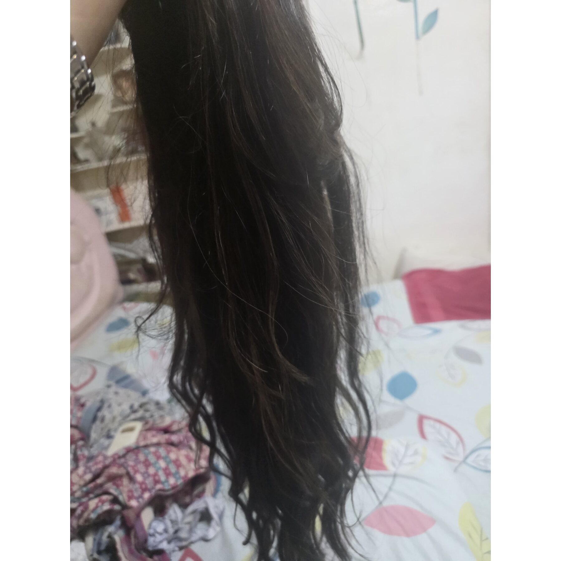 باروكة شعر طبيعي حاله جيده استعمال خفيف جدا اتلبست ثلاث مرات