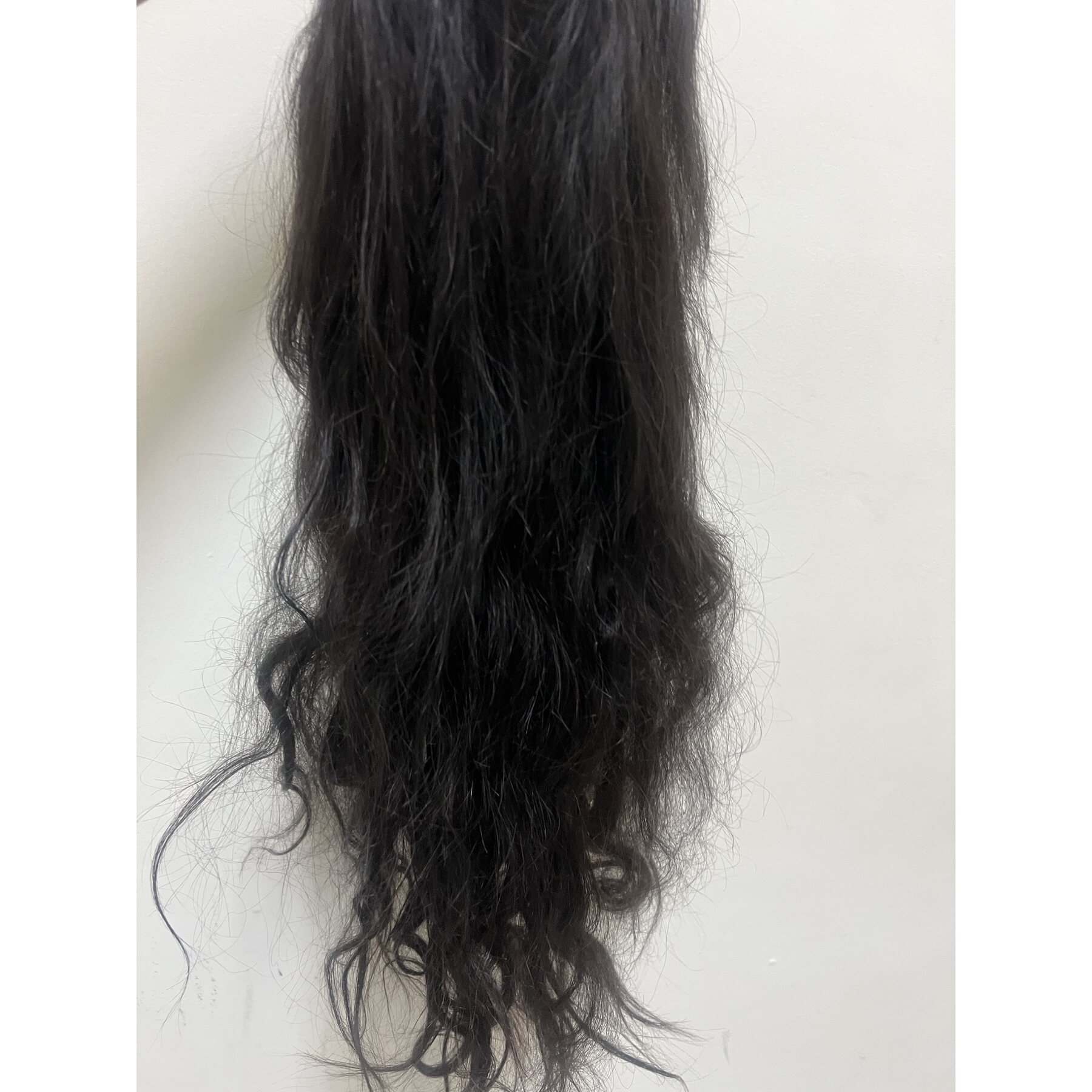 باروكه شعر طبيعي كثيفه جدا من محل كبير في القاهره قابله للصبغه وغسيل ومكواه