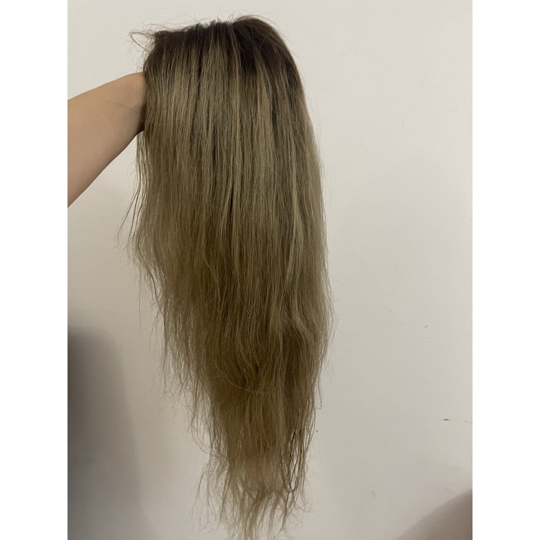 بروكة شعر طبيعي غسيل ومكواه  وتفرق من اي اتجاه