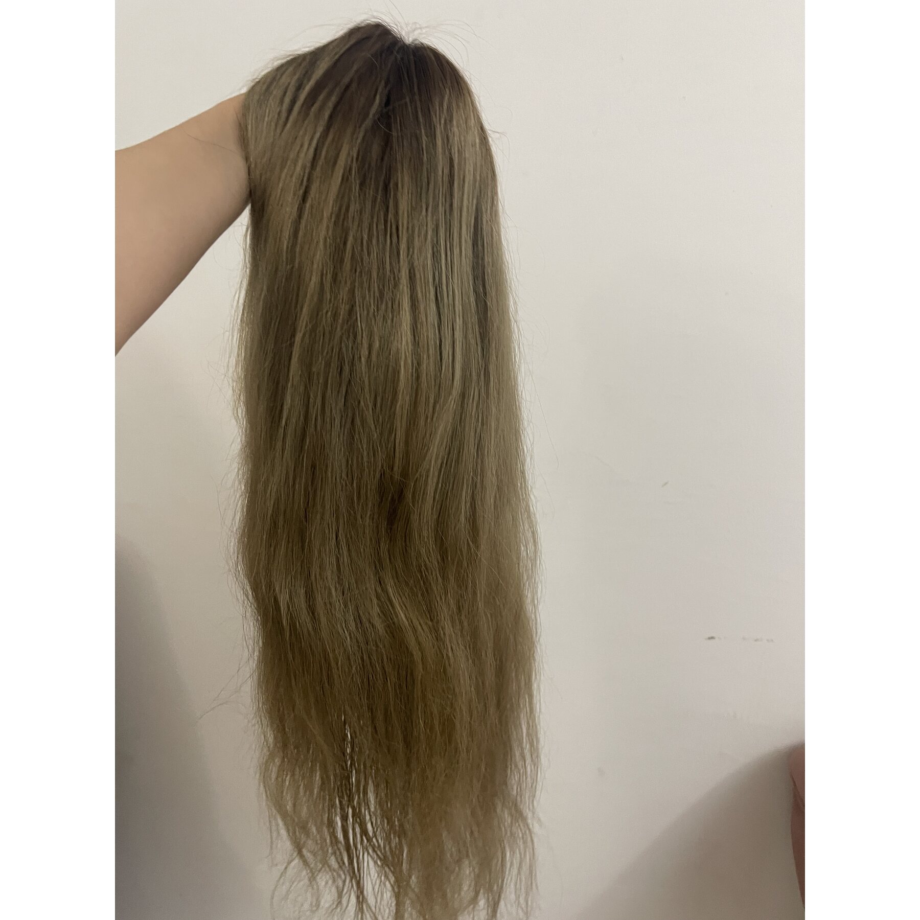 بروكة شعر طبيعي غسيل ومكواه  وتفرق من اي اتجاه